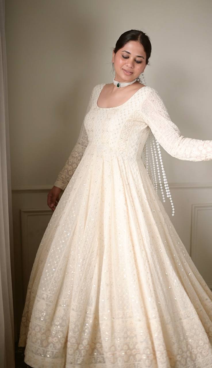 Off White Lucknowi Embroidered Anarkali Suit Set [3 PCS]