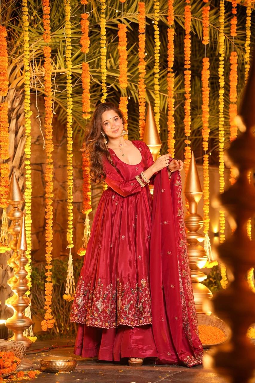 Red Silk Sequins Embroidered Anarkali Suit Set [3 PCS]