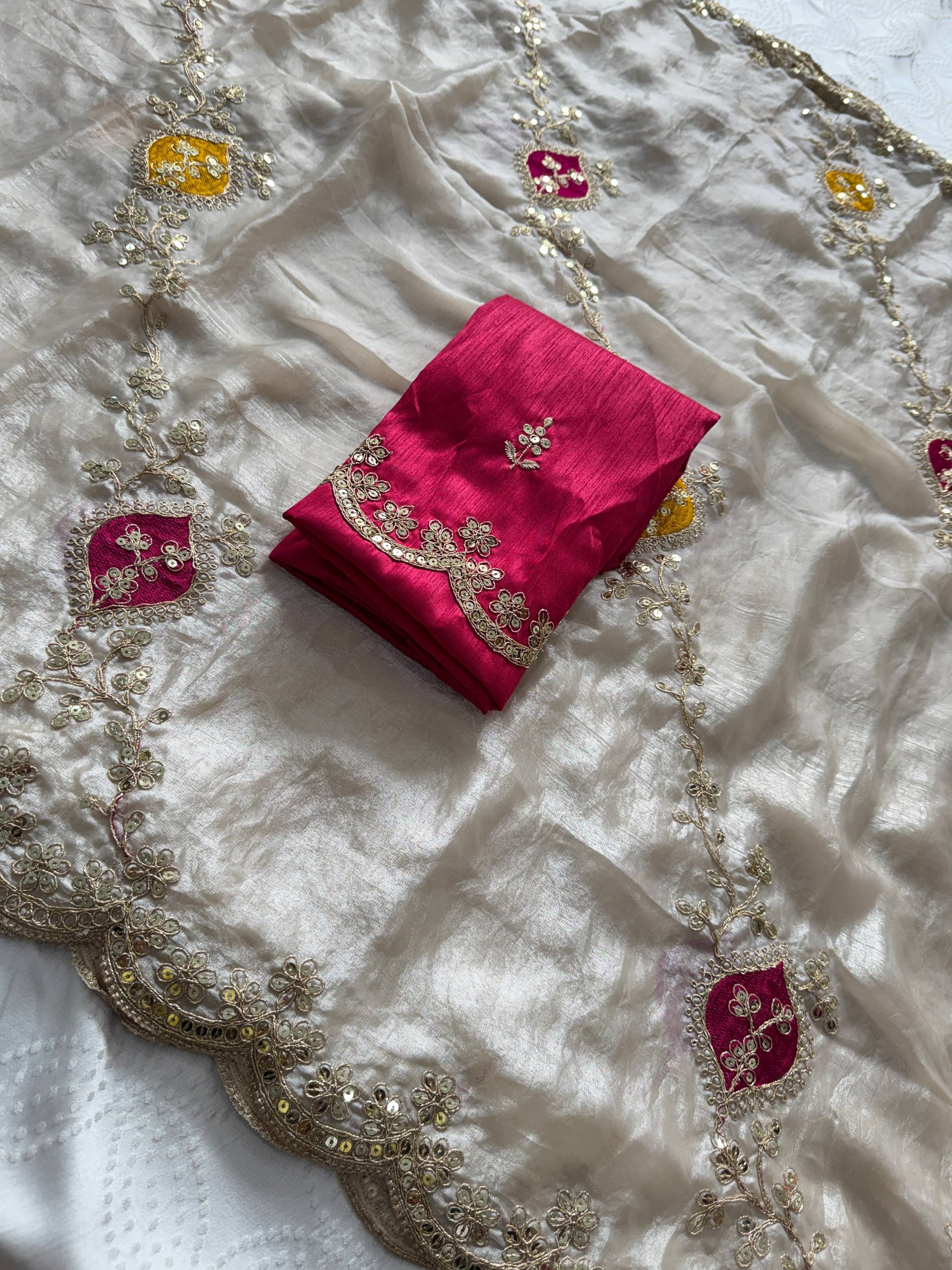 White Fendy Satin Silk Designer Saree with Blouse