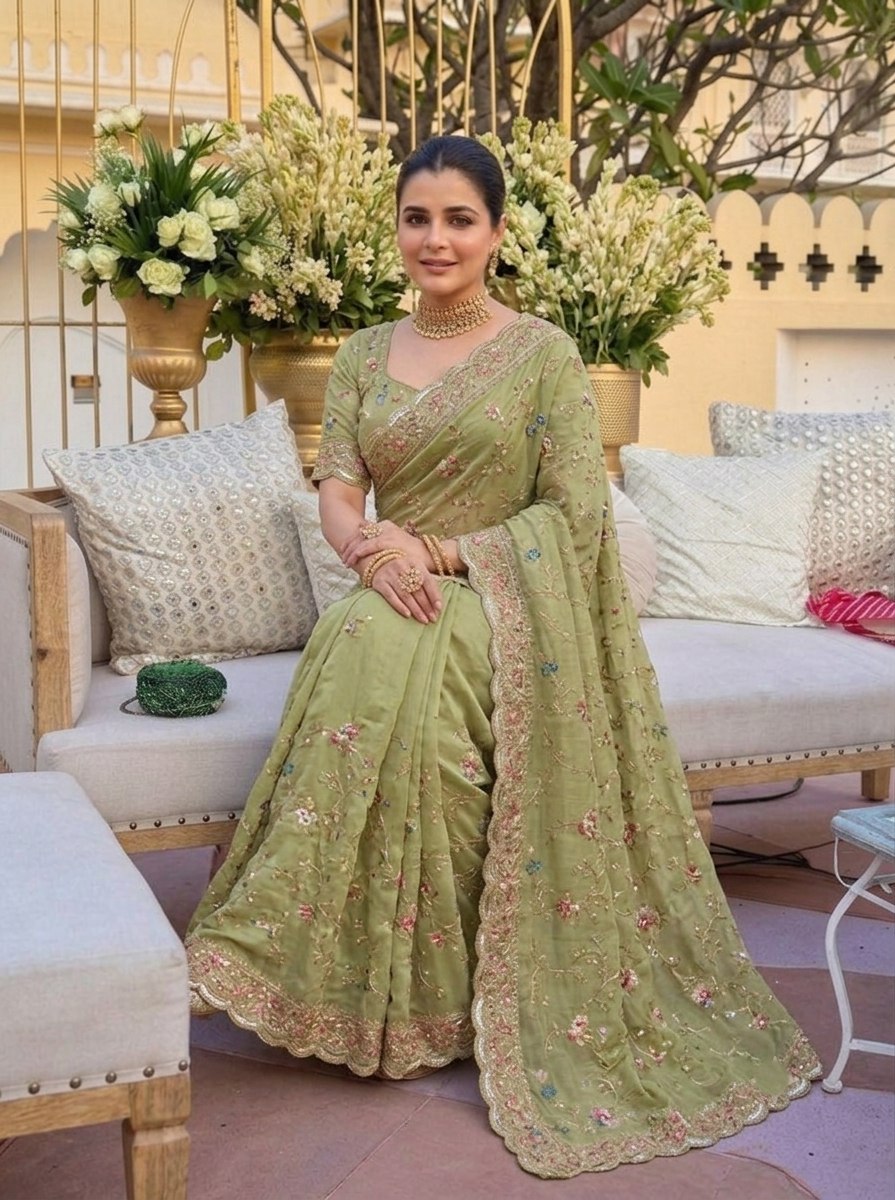 Palak Green Star Georgette Embroidery Saree with Blouse